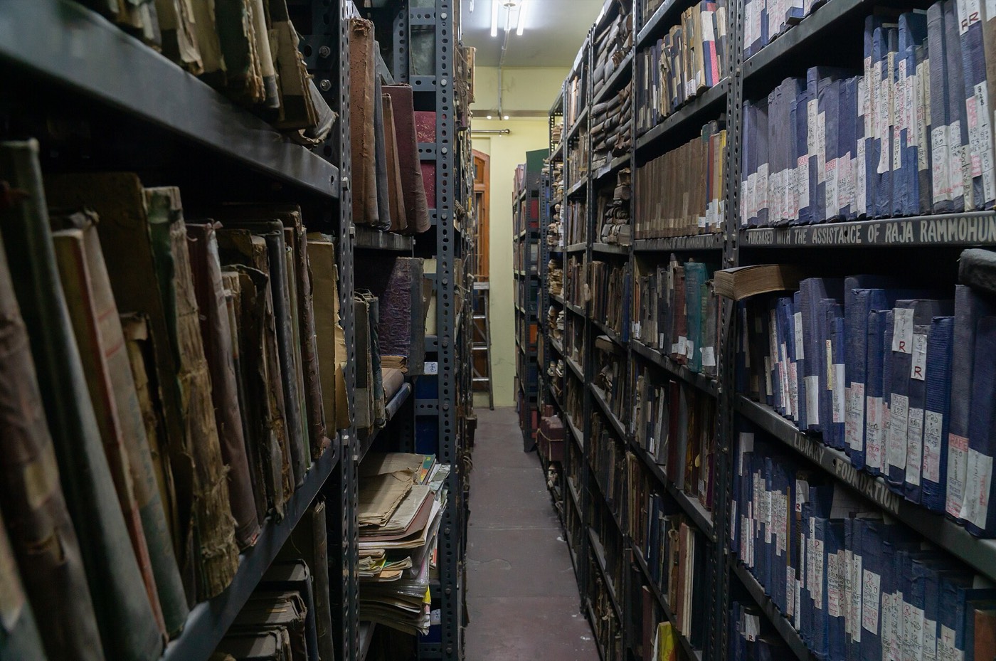 Hungry for a Book in India? Try Bookoholics.com