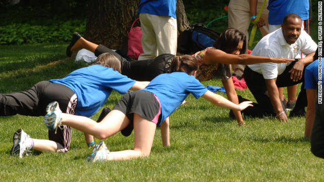 111206034926-obama-white-house-trainer-cornell-mcclellan-story-top